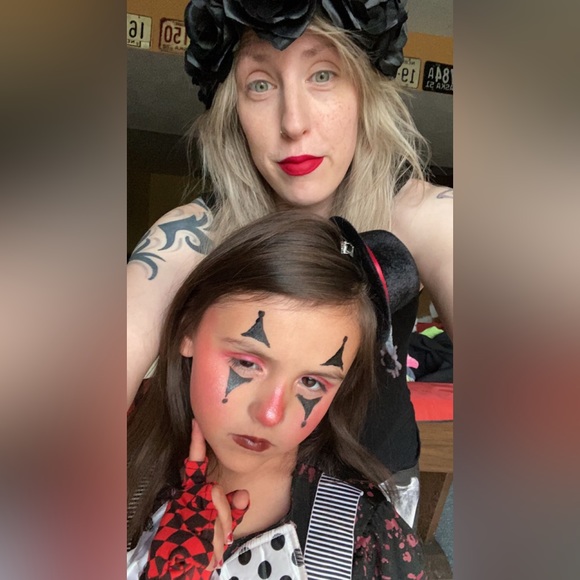 Meet your Posher, Emily - Picture 5 of 13